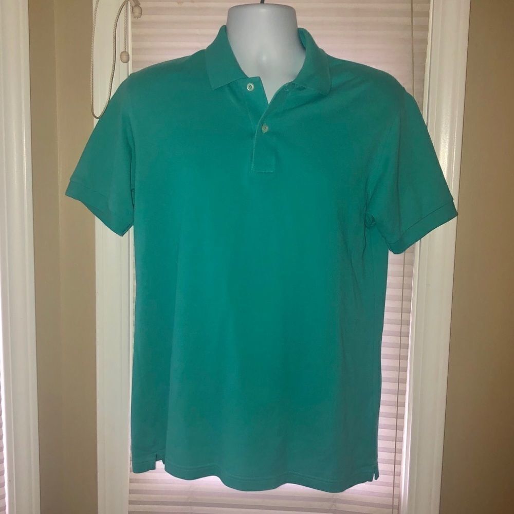 UNI QLO Polo Shirt EUC